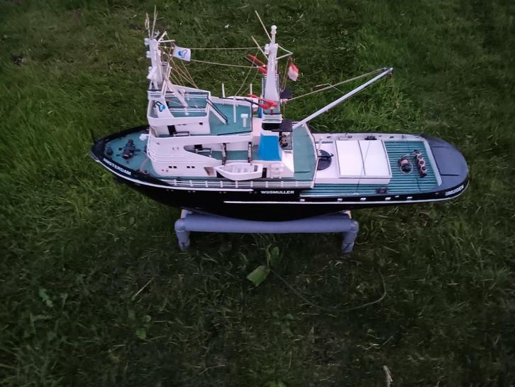 Nette Wijsmuller sleepboot, geheel van hout, is varend, Hobby en Vrije tijd, Modelbouw | Boten en Schepen, Zo goed als nieuw, Overige merken