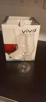 4 Rode Wijnglazen, Kristalglas, groot. Zie foto. 547 ml, Ophalen of Verzenden, Zo goed als nieuw, Overige typen