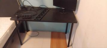 Desk IKEA