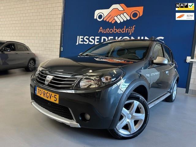 Dacia Sandero 1.6 Stepway / bj.2011 / kleur: grijs / airco /, Auto's, Dacia, Bedrijf, Te koop, Sandero Stepway, ABS, Airbags, Airconditioning