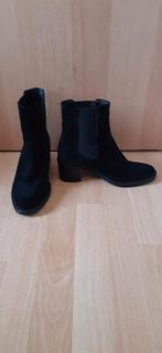 Paul Noyen zwart suède enkellaarsjes mt 37, nieuw, Kleding | Dames, Schoenen, Zwart, Lage of Enkellaarzen, Nieuw, Ophalen of Verzenden