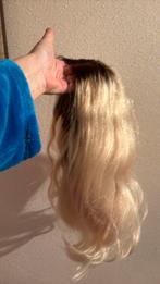 Lace wig / haarwerk / pruik echt haar blond met uitgroei, Sieraden, Tassen en Uiterlijk, Uiterlijk | Haarverzorging, Zo goed als nieuw