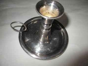 Zilver gemerkt kandelaar 6.4 cm. hoog  beschikbaar voor biedingen