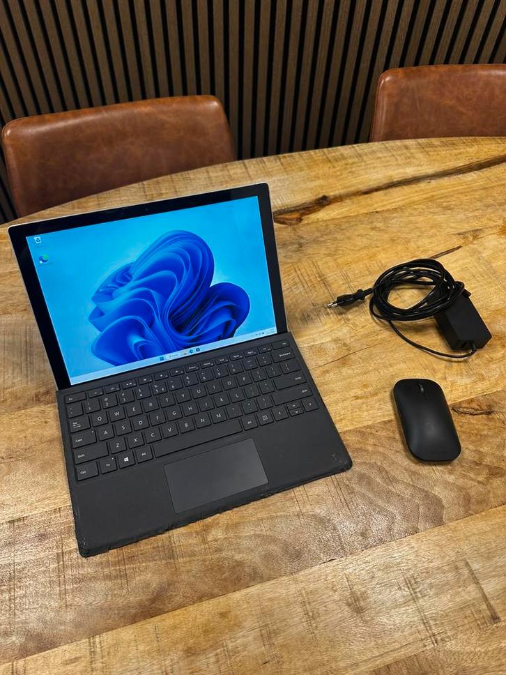 Goed werkende Microsoft Surface 7 Pro / Intel i5 / 16GB RAM, Computers en Software, Windows Laptops, Gebruikt, 13 inch, SSD, 2 tot 3 Ghz