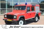 Land Rover Defender 3.5 110" County Brandweer Rosenbauer omb, Auto's, Land Rover, Origineel Nederlands, Te koop, 5 stoelen, Benzine