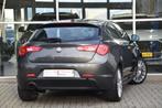 Alfa Romeo Giulietta 1.4 T Distinctive Airco Leder Pdc Nav., Voorwielaandrijving, Euro 5, Gebruikt, Zwart