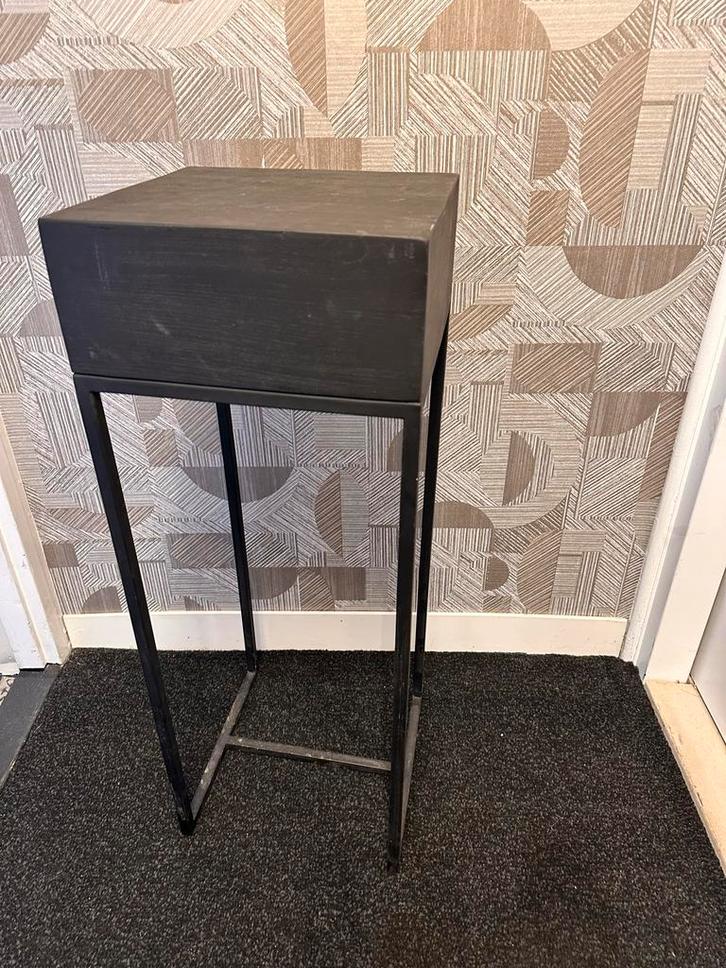 Plantentafel - Stijlvol & Praktisch, Huis en Inrichting, Stoelen, Gebruikt, Eén, Hout, Zwart, Ophalen
