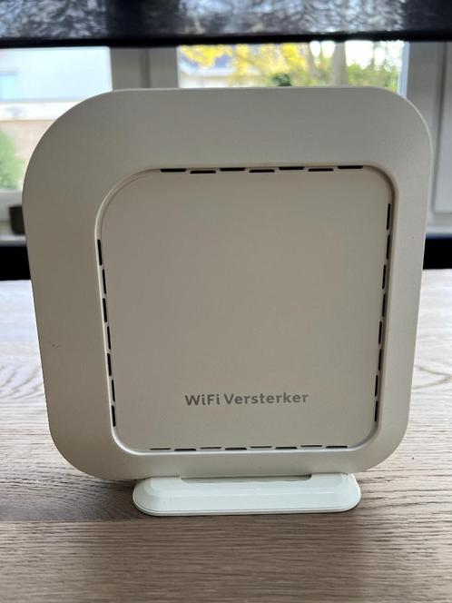 KPN WiFi Versterker - inclusief stroom adapter, Computers en Software, WiFi-versterkers, Zo goed als nieuw, Ophalen
