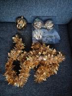 4 x kerstbal + 1 slinger goud, Ophalen