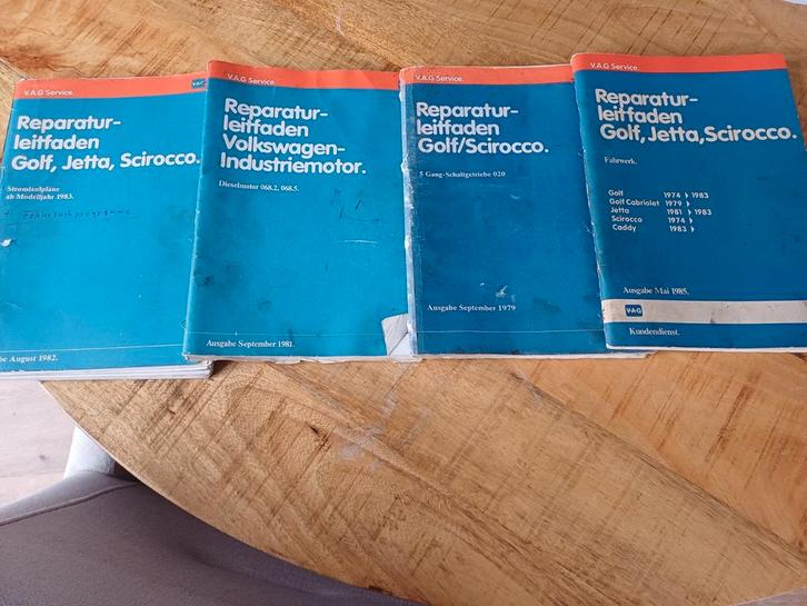 VAG Werkplaatshandboeken Golf,Cabrio,Jetta,Scirocco 70s/80s, Boeken, Auto's | Boeken, Gelezen, Overige merken, Ophalen of Verzenden
