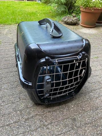Luxe dierentransportbox beschikbaar voor biedingen