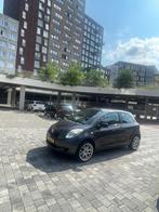 Toyota Yaris 1.3 16V Vvt-i 3DR 2008 Grijs, Voorwielaandrijving, 4 cilinders, Origineel Nederlands, Yaris