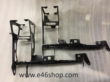 VOORFRONT STEUN LINKS BMW OE 51647245791  beschikbaar voor biedingen