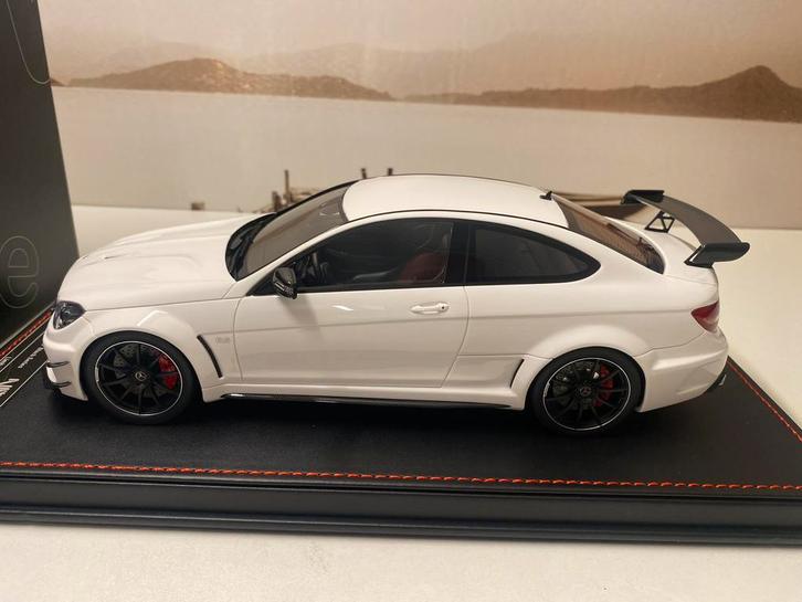 1:18 NN Nice Nuto Mercedes C63 AMG  coupé W205 Black Séries, Hobby en Vrije tijd, Modelauto's | 1:18, Nieuw, Auto, Overige merken
