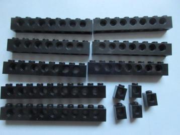 nr. 8154, Nieuwe zwarte Technic stenen beschikbaar voor biedingen