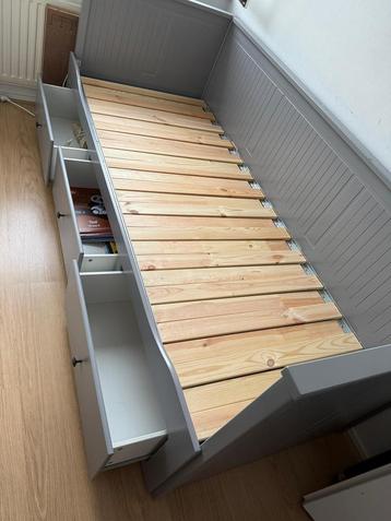 Ikea Hemnes bed grijs beschikbaar voor biedingen