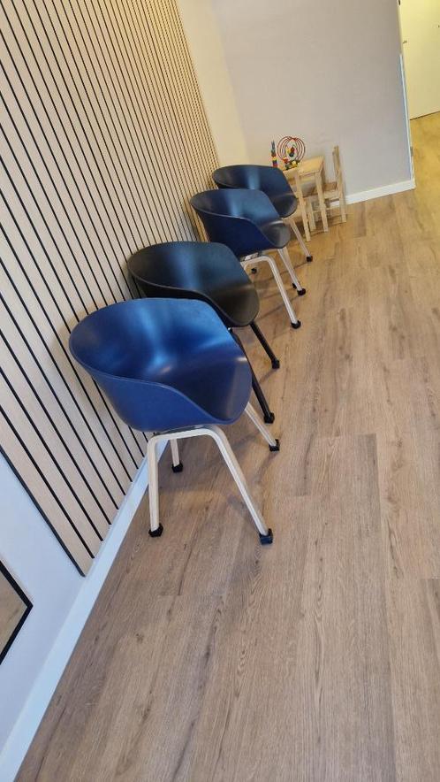 Kuipstoelen 4: blauw (3) & zwart (1), Huis en Inrichting, Stoelen, Gebruikt, Vier, Blauw, Ophalen