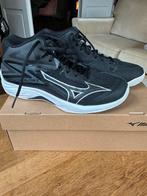 Mizuno thunder blade z Mid (korfbalschoenen) maat 40, Sport en Fitness, Korfbal, Ophalen of Verzenden, Zo goed als nieuw, Schoenen