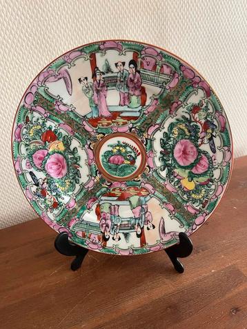 Antiek Chinees Bord Famille Rose Mandarin. beschikbaar voor biedingen