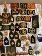 Baret embleem emblemen pins, Verzamelen, Ophalen of Verzenden, Landmacht, Nederland, Embleem of Badge