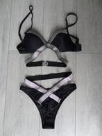 NIEUW! Zwart/Zilveren Stringbikini Maat S >Snelle Verzending, Ophalen of Verzenden, Zo goed als nieuw, Zwart, Badpak