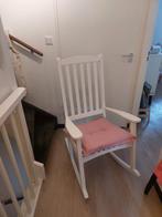 Schattige witte schommelstoel, Huis en Inrichting, Hout, Gebruikt, Wit, Ophalen of Verzenden