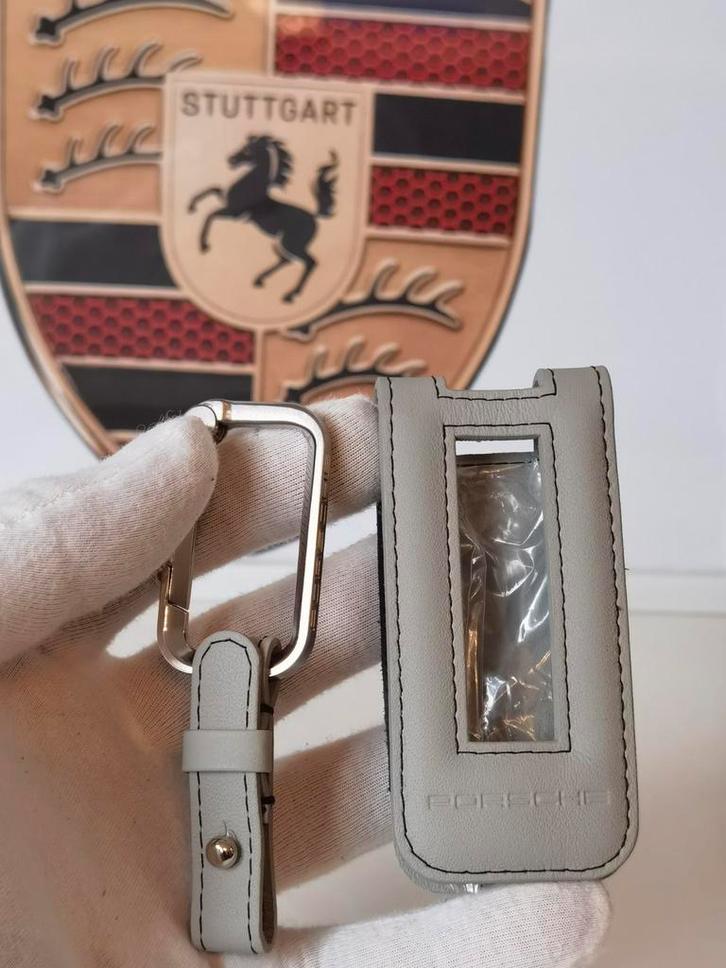Origineel porsche sleuteletui van echt leder / sleutelhoes, Sieraden, Tassen en Uiterlijk, Manchetknopen, Nieuw, Overige materialen