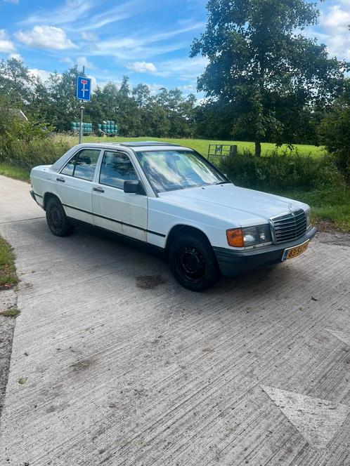 Mercedes-Benz Mercedes 190E 1985 Wit, Auto's, Mercedes-Benz, Bedrijf, 190-Serie, Bluetooth, Centrale vergrendeling, Cruise Control