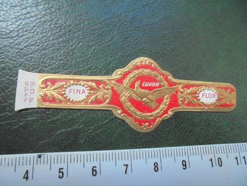 Oude sigarenband Luxor met adelaar en nr. 9244, Verzamelen, Rookartikelen, Aanstekers en Luciferdoosjes, Zo goed als nieuw, Sigarenbandjes