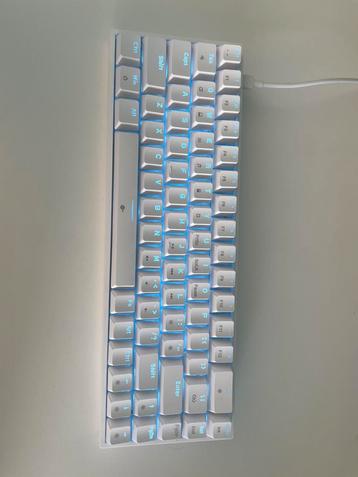 TMKB T68SE mechanisch toetsenbord – Blue switches – RGB beschikbaar voor biedingen