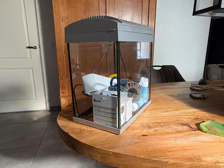 Compleet aquarium met toebehoren, Dieren en Toebehoren, Vissen | Aquaria en Toebehoren, Nieuw, Leeg aquarium, Ophalen