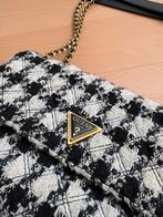 Mooie Guess, Crossbody Tas, Sieraden, Tassen en Uiterlijk, Tassen | Damestassen, Ophalen of Verzenden, Zo goed als nieuw, Zwart
