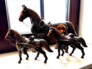 Antiek Koperen Paarden Set van 3 beschikbaar voor biedingen