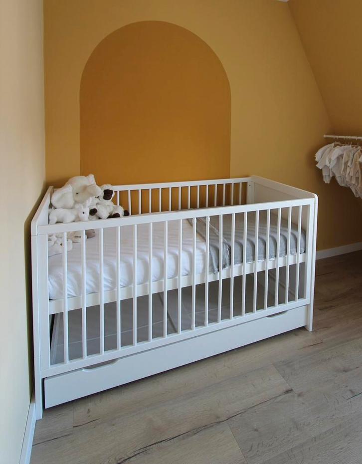 Ledikant & peuterbed | Petite Amelie | met bak | meegroei, Kinderen en Baby's, Babywiegjes en Ledikanten, Ophalen