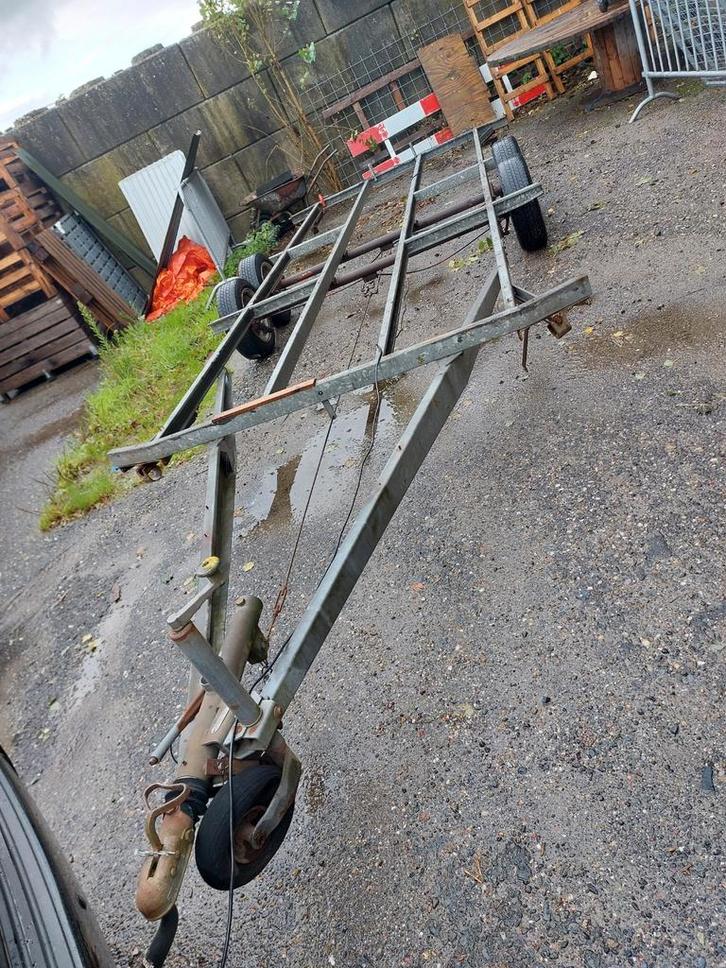 Onderstel geremd dubbelasser 500x225, Auto diversen, Aanhangers en Bagagewagens, Gebruikt, Ophalen