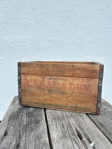 Originele vintage Canada Dry houten krat (1955) beschikbaar voor biedingen