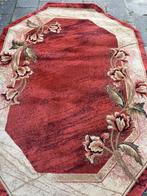 Apart vloerkleed rood met grote bloem 230x170 cm prijs 75 e, Huis en Inrichting, Stoffering | Tapijten en Kleden, 150 tot 200 cm