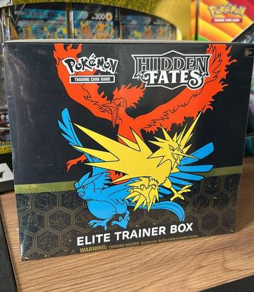 Hidden Fates Elite Trainer Box - Pokemon beschikbaar voor biedingen