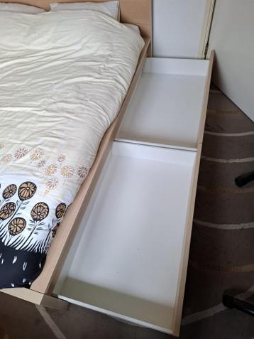 Ikea Malm bed 160x200 + matras - afbeelding 2
