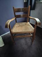 Twee stoeltjes met riet, Ophalen