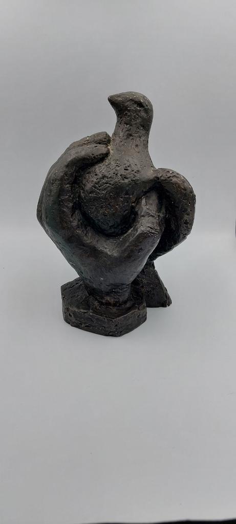Beeldje hans die duif vast houdt woondecoratie herinneren, Antiek en Kunst, Kunst | Beelden en Houtsnijwerken, Ophalen of Verzenden