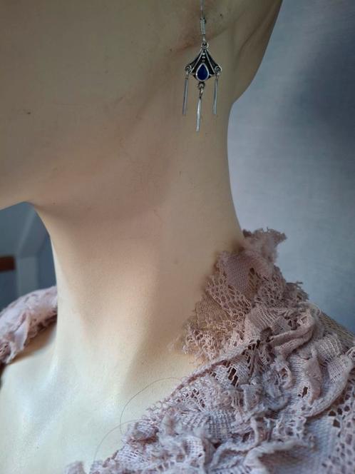 Sterling zilveren (925) oorhangertjes met lapis lazuli, Sieraden, Tassen en Uiterlijk, Oorbellen, Zo goed als nieuw, Zilver, Blauw