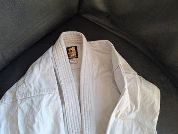 Matsuru Karate Pak - Maat 140 beschikbaar voor biedingen