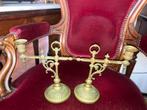 Koppel gesigneerde bronzen kandelaars., Ophalen of Verzenden, Koper of Brons