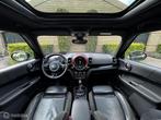 Mini Countryman 2.0 Cooper S Chili Pano*Leder*Head-up*Harman, Euro 6, Met garantie (alle), 1435 kg, Zwart