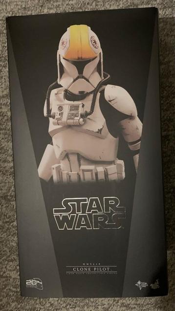 Hot Toys Sideshow Star Wars 20 Years Episode II Clone Pilot 