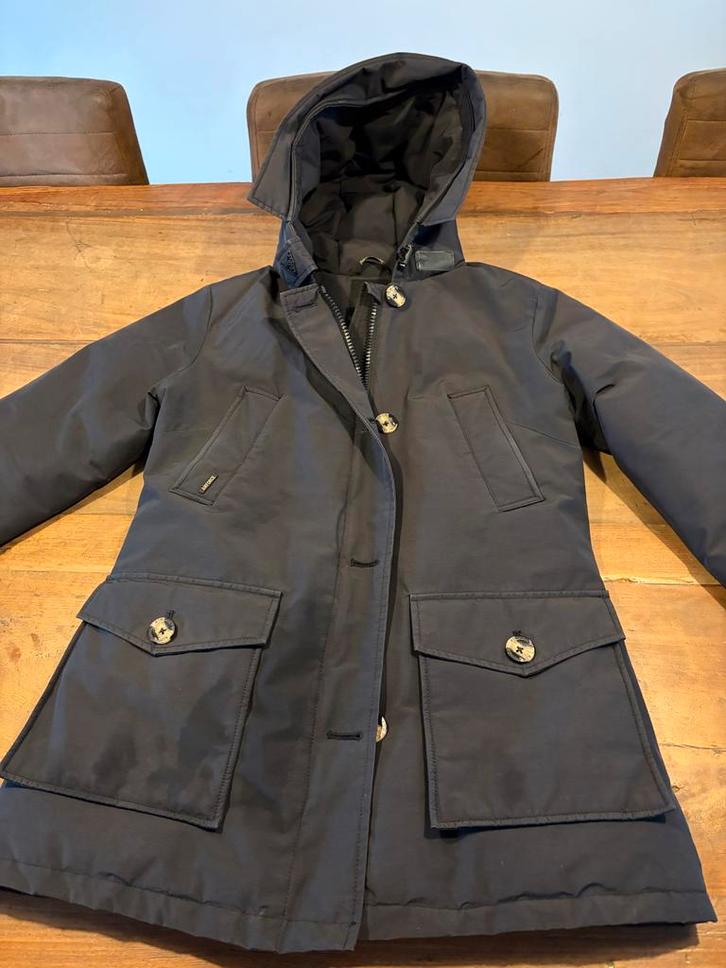 Nette originele Airforce donker blauwe jas met capuchon, L, Kleding | Dames, Jassen | Winter, Zo goed als nieuw, Maat 42/44 (L)