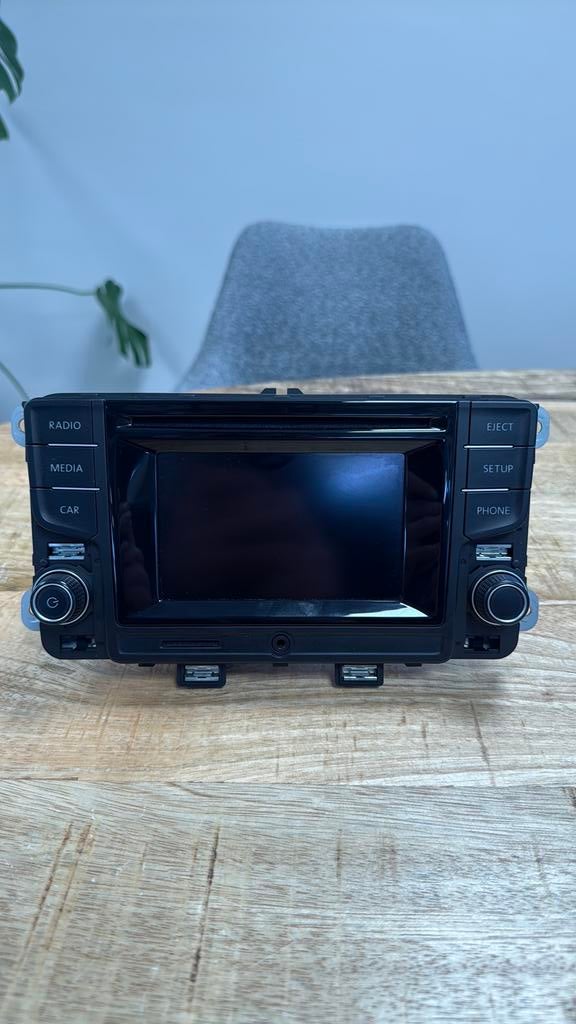 VW POLO 6C ORIGINELE RADIO, Auto diversen, Autoradio's, Ophalen of Verzenden, Zo goed als nieuw