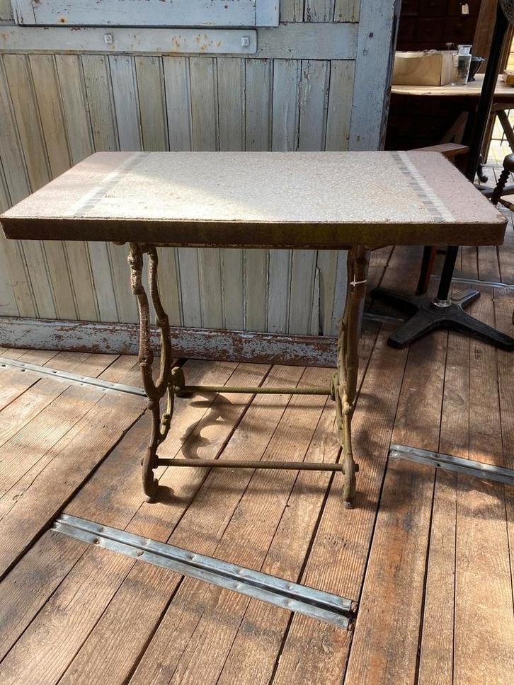 Bistrotafel tuintafel verandatafel tafel granito blad, Antiek en Kunst, Antiek | Meubels | Tafels, Ophalen