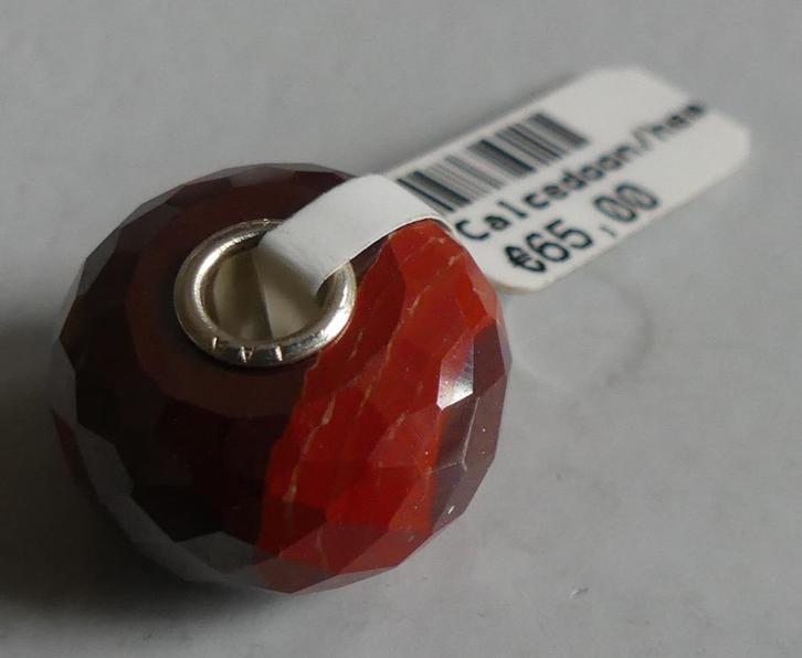 Trollbeads RODE CHALCEDOON MET HEMATIET  **NIEUW** EDELSTEEN, Sieraden, Tassen en Uiterlijk, Bedels, Nieuw, Trollbeads, Edelsteen